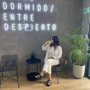 Meet your Posher, Jasmine